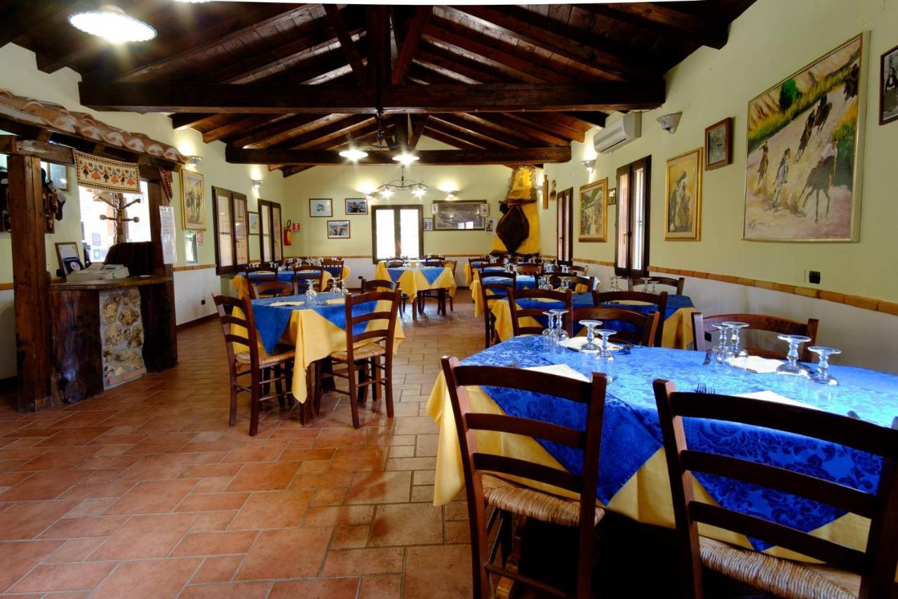 Hotel Il Nido Dell'Aquila Villanova Strisaili Luaran gambar