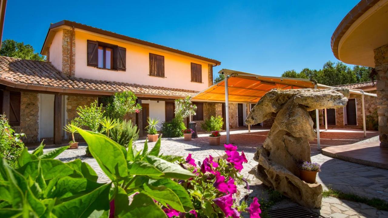 Hotel Il Nido Dell'Aquila Villanova Strisaili Luaran gambar
